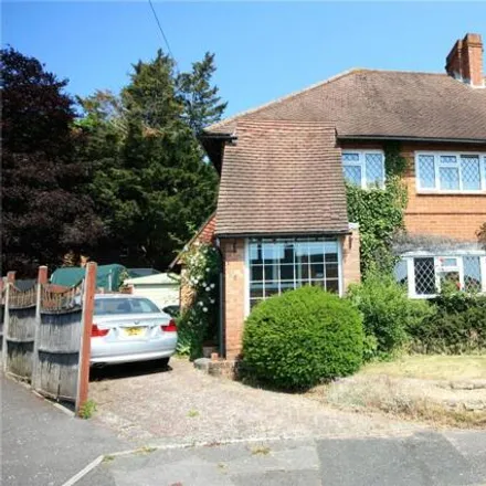 Buy this 3 bed duplex on unnamed road in Havant, PO9 3LL