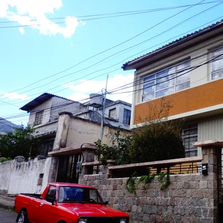 Rent this 1 bed apartment on Quito in Miraflores, P