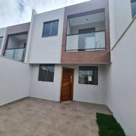 Buy this 3 bed house on Rua Geraldino de Magalhães Barros 233 in Santa Amélia, Belo Horizonte - MG