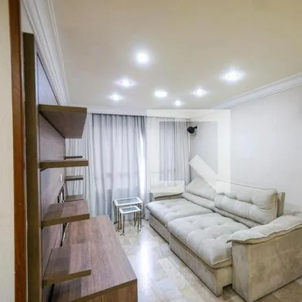 Rent this 3 bed apartment on Edifício Barcelona in Rua Padre Diogo Nunes 46, Vila Gomes Cardim