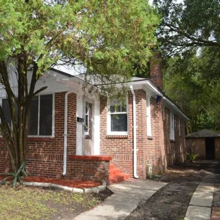 Rent this 3 bed house on 2673 Dellwood Avenue in Jacksonville, FL 32204