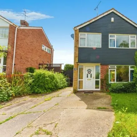 Buy this 3 bed duplex on Churnwood Road in Colchester, Essex