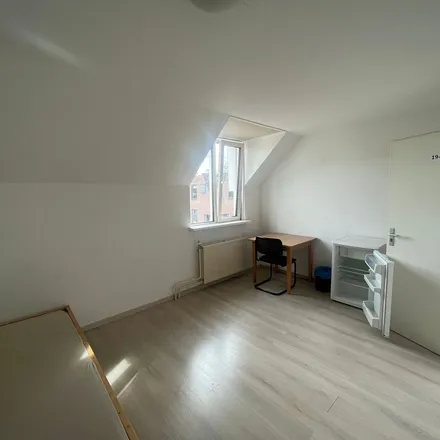 Image 7 - Van Doorenstraat 19, 5038 VK Tilburg, Netherlands - Apartment for rent