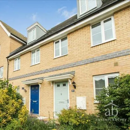 Rent this 3 bed townhouse on Long Strops Bridleway in Kesgrave, IP5 2HH
