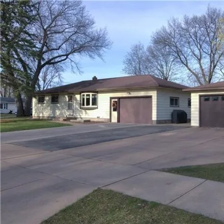 Buy this 3 bed house on 1576 Edgewood Lane in Pinehurst, Eau Claire