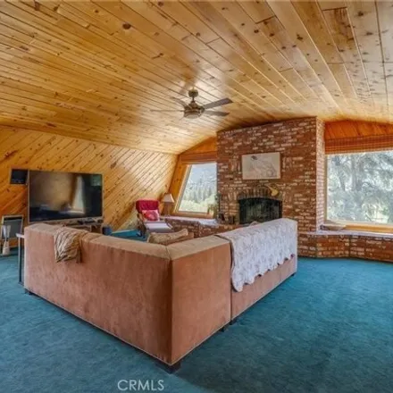 Image 8 - 16405 Grizzly Drive, Pine Mountain Club, Pine Mountain Club, CA 93222, USA - House for sale