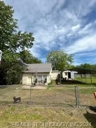 Buy this 2 bed house on 355 Chicasaw in Porum, Muskogee County