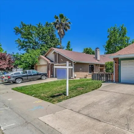 Buy this 2 bed house on 5926 El Sol Way in Citrus Heights, CA 95621