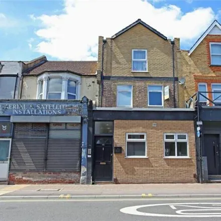 Buy this studio apartment on 88 Markhouse Road in London, E17 8BG