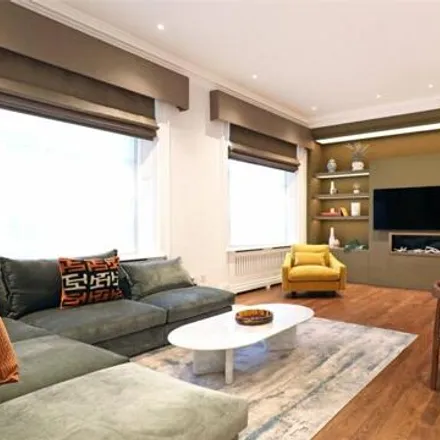 Rent this 2 bed apartment on 44 Gloucester Square in London, W2 2TQ