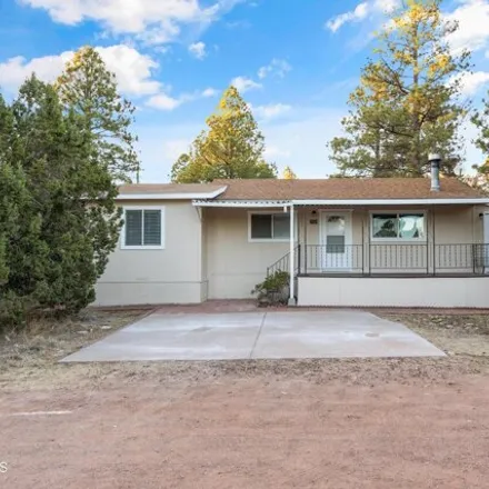 Buy this 2 bed house on 2068 Pinehaven Lane in Navajo County, AZ 85933