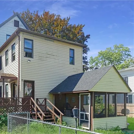 Image 3 - 88 Garvan Street, East Hartford, CT 06108, USA - Townhouse for sale