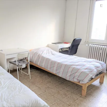Rent this 5 bed room on Via Jacopino da Tradate in 20156 Milan MI, Italy