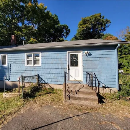 Buy this 4 bed house on 861 South Curtis Street in Meriden, CT 06450