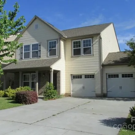 Rent this 3 bed house on 121 South Cromwell Drive in Mooresville, NC 28115