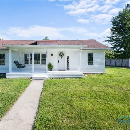 Buy this 3 bed house on 1122 Ohio St in Napoleon, Ohio