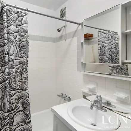 Image 7 - 434 West 49th Street, New York, NY 10019, USA - Apartment for sale