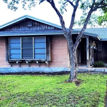 Rent this 3 bed house on 502 Miramar Place in Corpus Christi, TX 78411