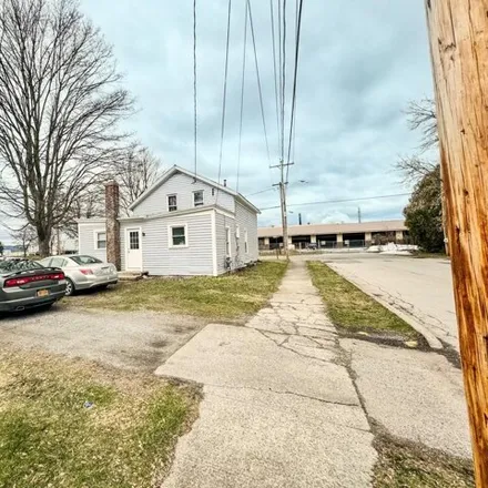 Image 3 - 5 Chestnut Street, Village of South Glens Falls, Moreau, NY 12803, USA - House for sale