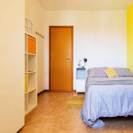 Rent this 4 bed room on Via Ulisse Dini in 20141 Milan MI, Italy