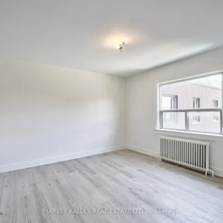 Image 1 - 29 Glen Everest Road, Toronto, ON M1N 1T5, Canada - Apartment for rent