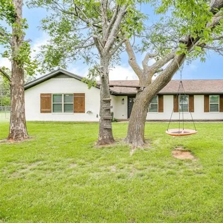 Buy this 3 bed house on West Kilpatrick Avenue in Cleburne, TX 76033