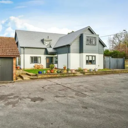 Buy this 5 bed house on 104a Cumnor Hill in Cumnor, OX2 9HY