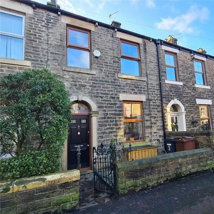Buy this 2 bed townhouse on St James in Hollincross Lane, Glossop