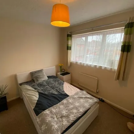 Image 3 - Bronte Close, Rugby, CV21 3PD, United Kingdom - Townhouse for rent