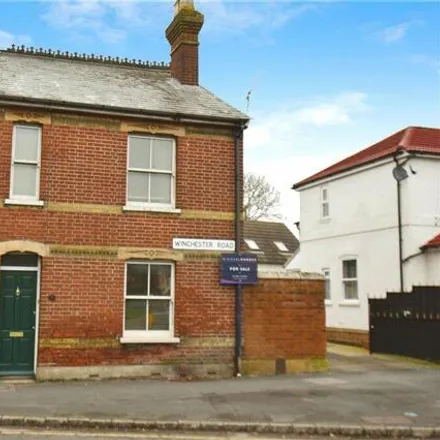Buy this 2 bed house on 26 Winchester Road in Romsey, SO51 8AA