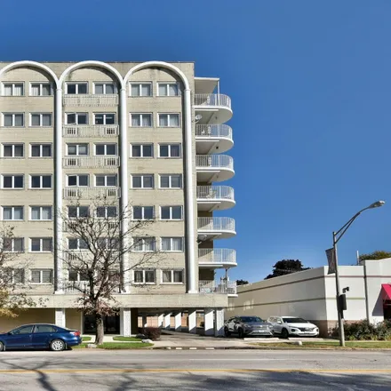 Image 1 - 7400-7404 North Avenue, Elmwood Park, IL 60707, USA - House for sale