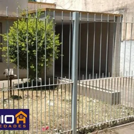 Buy this 2 bed house on Presidente Quintana in B1854 EPV Longchamps, Argentina