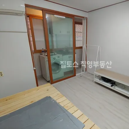 Image 2 - 서울특별시 관악구 봉천동 1690-85 - Apartment for rent