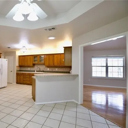 Image 7 - 2678 Country Ledge Drive, Comal County, TX 78132, USA - House for sale