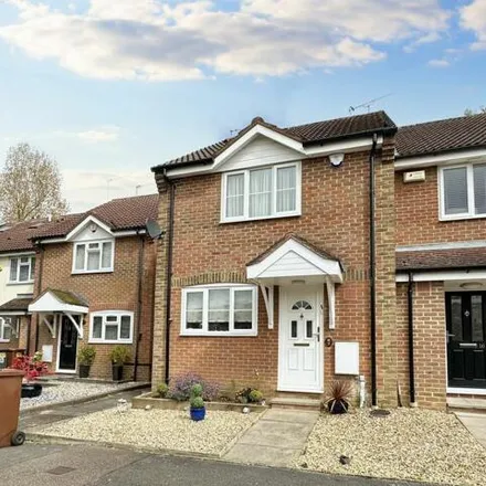 Buy this 3 bed duplex on Novello Way in Borehamwood, WD6 5RT
