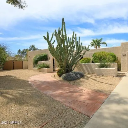 Image 1 - 7616 East Mountain View Road, Scottsdale, AZ 85258, USA - House for sale