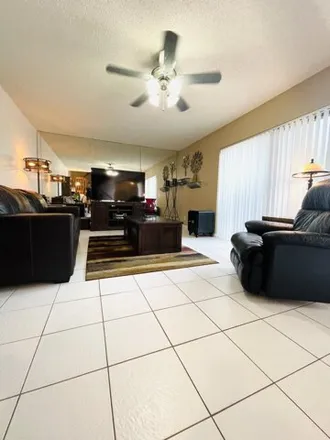 Buy this 2 bed house on Lakeview Court in Cooper City, FL 33026