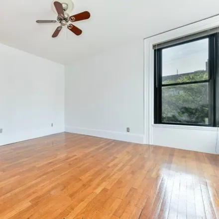 Image 3 - Harrison Ave @ Worcester Sq, Worcester Square, Boston, MA 02118, USA - Apartment for rent