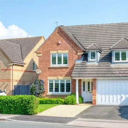 Buy this 4 bed house on Royal Worcester Crescent in Burcot, B60 2TR