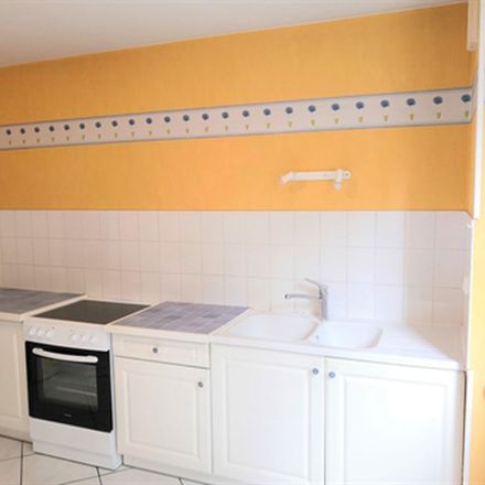 Rent this 3 bed apartment on Le Forum in 5 Rue Fontaine de Rome, 39000 Lons-le-Saunier