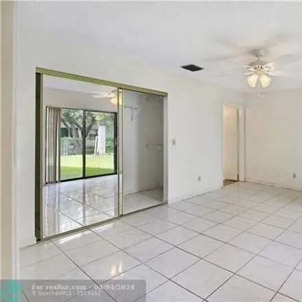 Image 9 - 2913 Northwest 92nd Avenue, Coral Springs, FL 33065, USA - House for rent