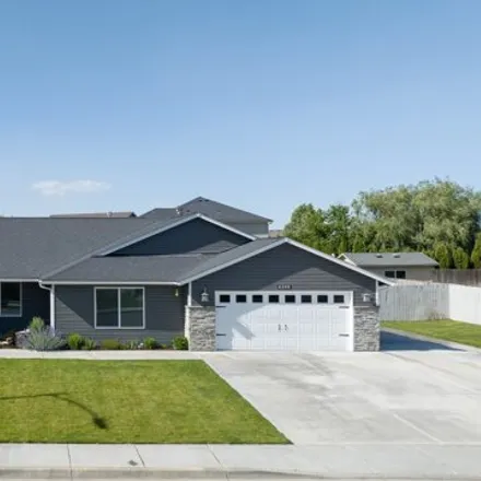 Buy this 5 bed house on 6386 Galena Street in West Richland, WA 99353