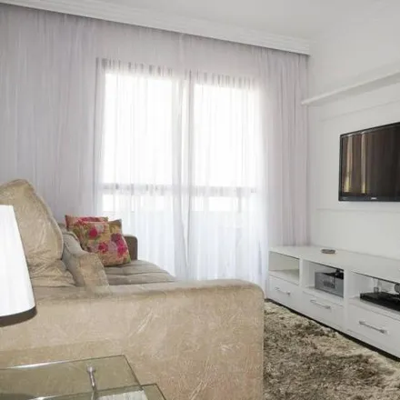 Buy this 3 bed apartment on Rua Ícarai in Parque São Jorge, São Paulo - SP