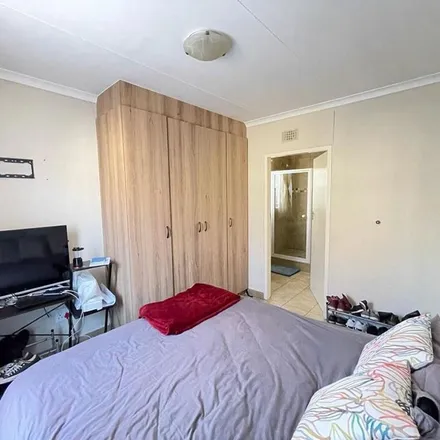 Image 8 - Teal and Red Street, Ekurhuleni Ward 53, Gauteng, 1454, South Africa - Apartment for rent