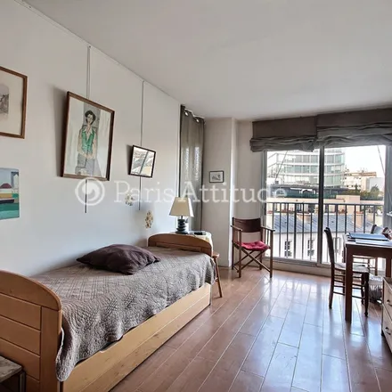 Rent this 1 bed apartment on 37 Rue Rouelle in 75015 Paris, France