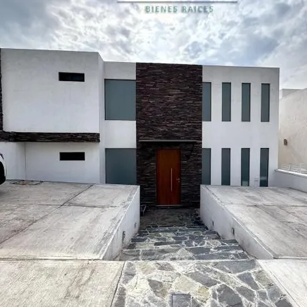Rent this 4 bed house on Privada Arboledas in Delegación Epigmenio González, 76140 Querétaro