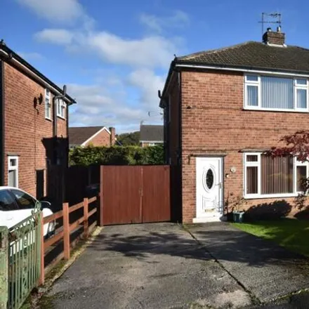 Buy this 2 bed duplex on Lydgate Drive in Wingerworth, S42 6TF