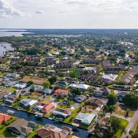 Image 2 - 7233 Reymoor Drive, Bayshore Commons, Lee County, FL 33917, USA - House for sale