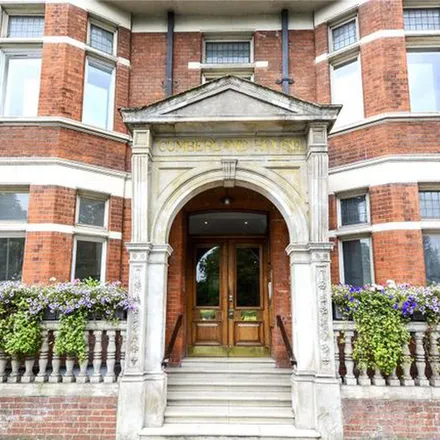 Image 4 - Cumberland House, Kensington Road, London, W8 5NX, United Kingdom - Apartment for rent