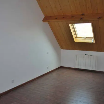 Rent this 3 bed apartment on Rue des Bigarreaux in 36120 Châtre, France